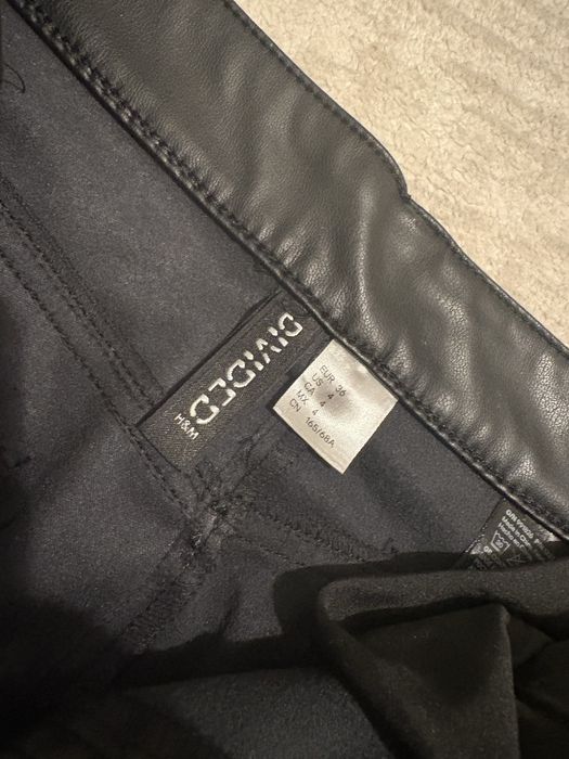 Pantaloni imitatie piele S/M