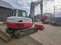 TAKEUCHI. TB 285 cu cupa hidraulica