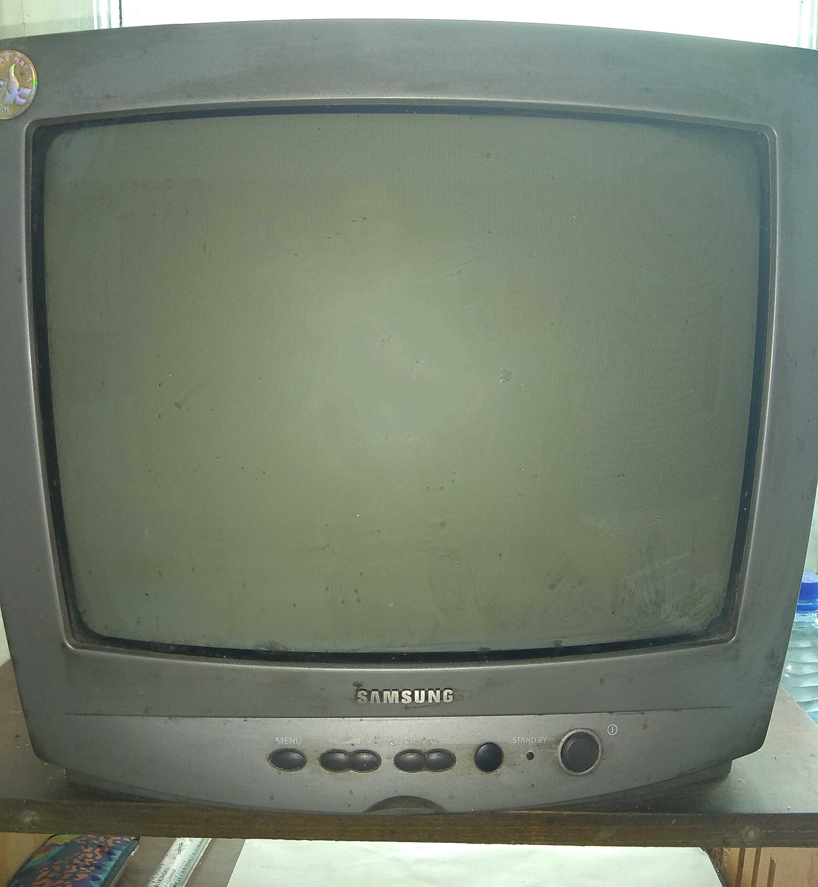 Телевизор Samsung 14 дюймов п/п CS14R1