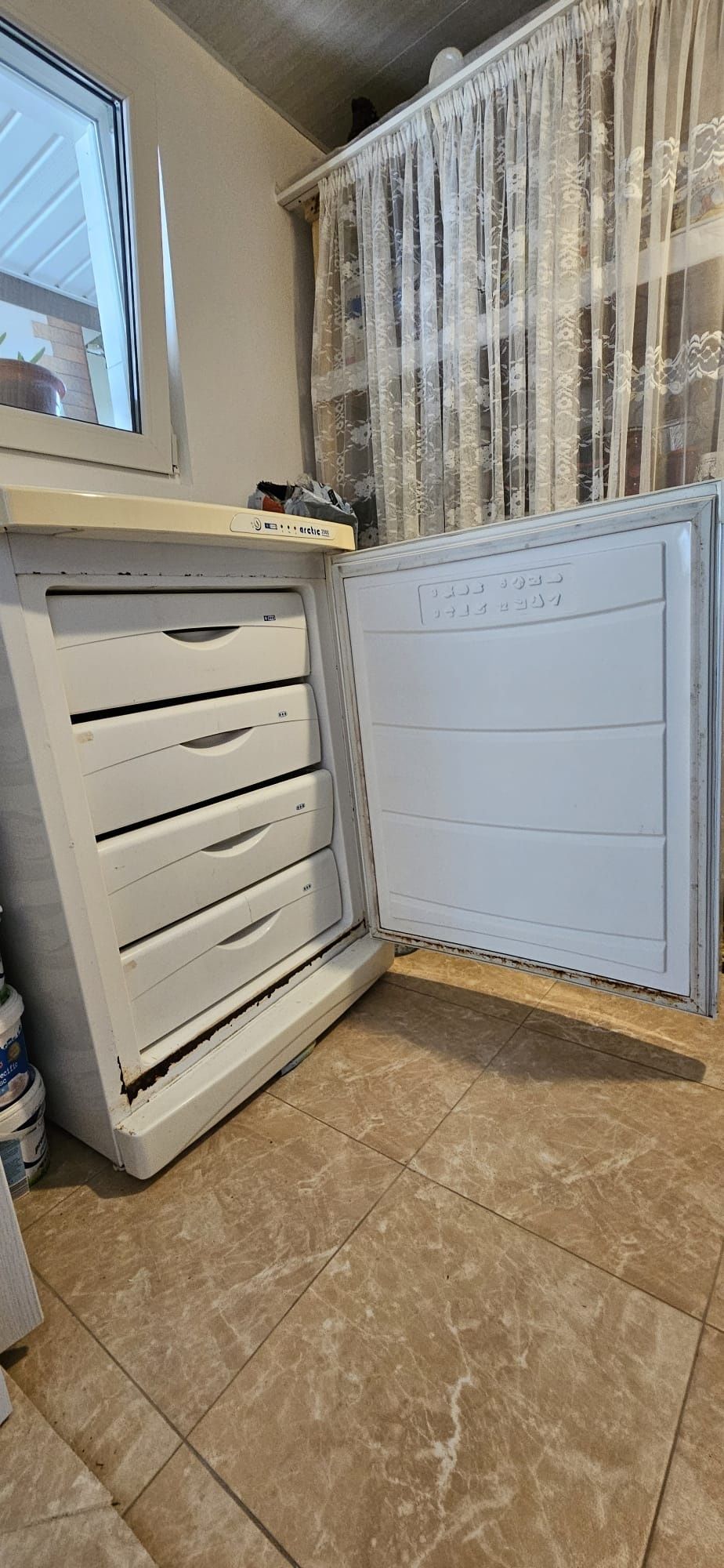 Vand congelator Arctic