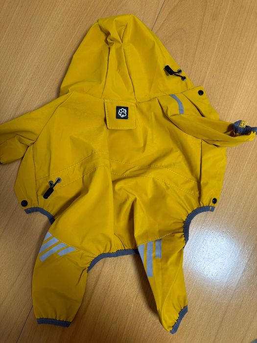 Продавам кучешки дрехи-S,М,L размер