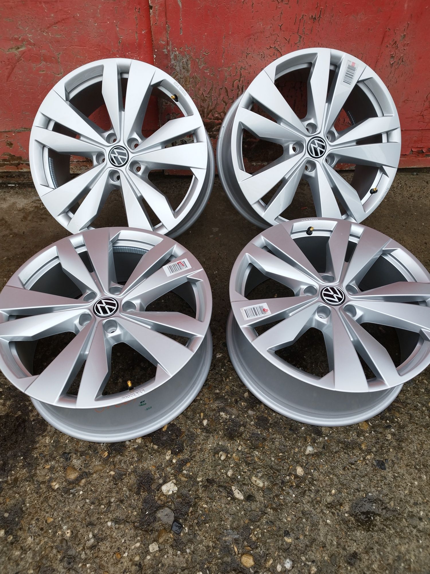 4 jante de aliaj noi 19 inci pt Volkswagen ID 4,ID 5