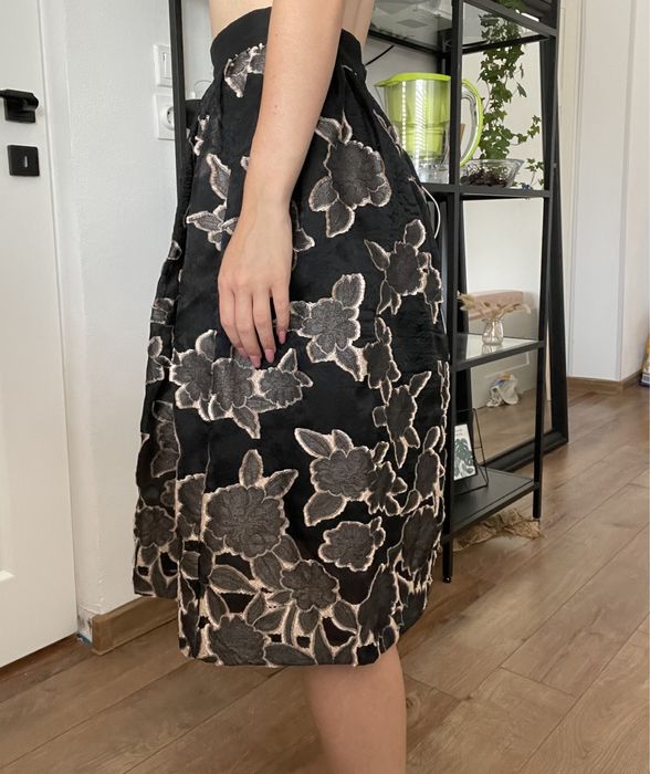 Fusta neagra HM eleganta organza marime 34