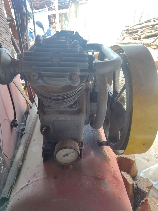 КОМПРЕСОР  500 литра