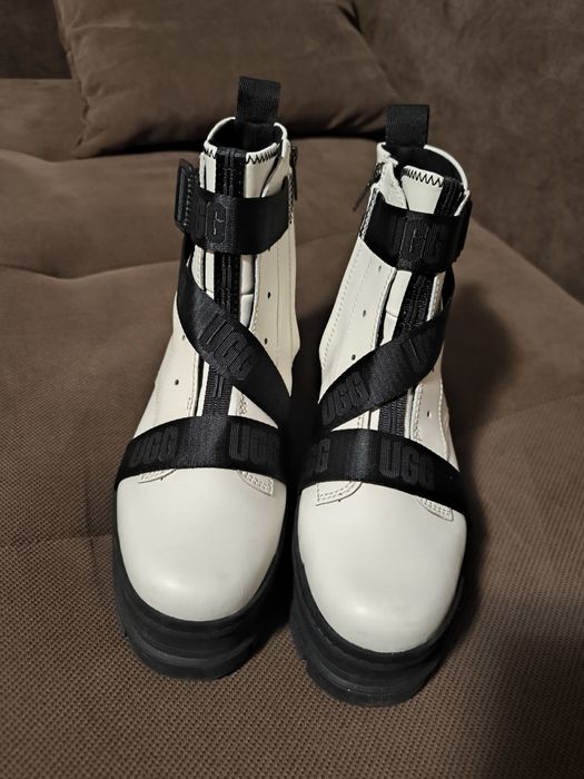 Botine/cizme UGG platform din piele sid, alb fildes -40