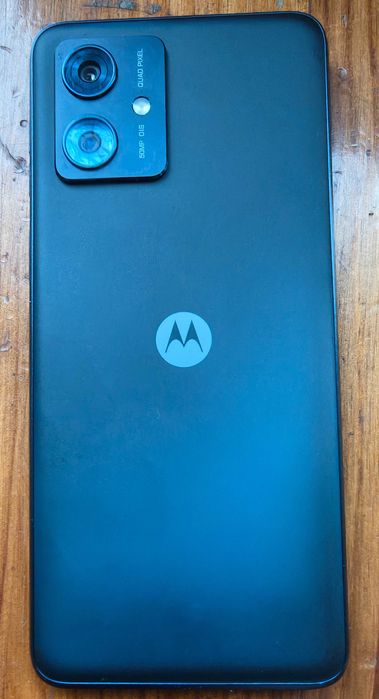 Продавам МОТОРОЛА  EDGE54 256GB