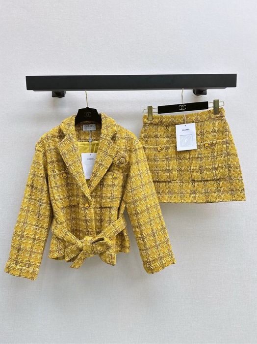 Комплекти Chanel, Dior