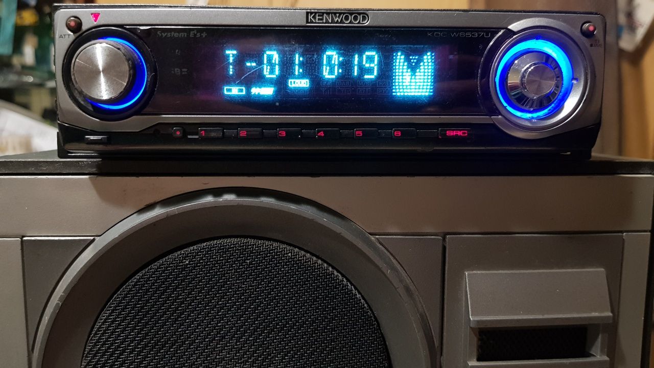 JVC - CD/USB MP3 player