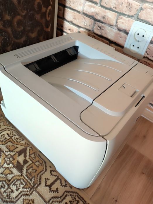 Лазерный принтер HP2035