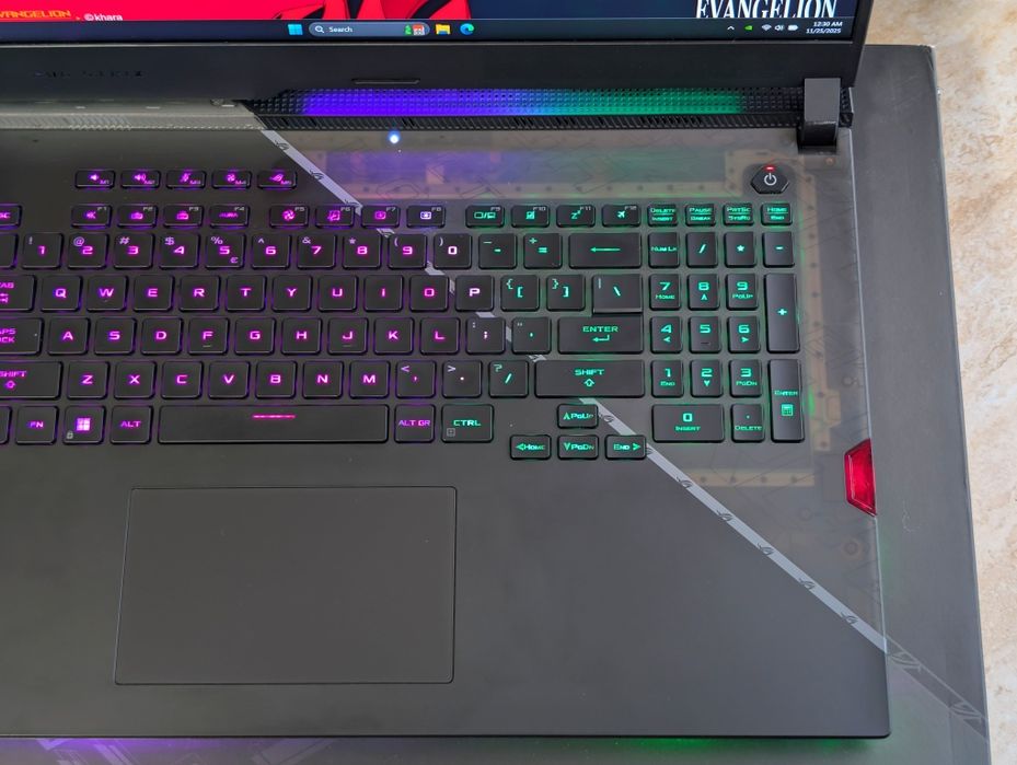 [ASUS ROG SCAR 17] Intel Core i9, RTX 3080 150W, 32Gb DDR5, 2K 240Hz