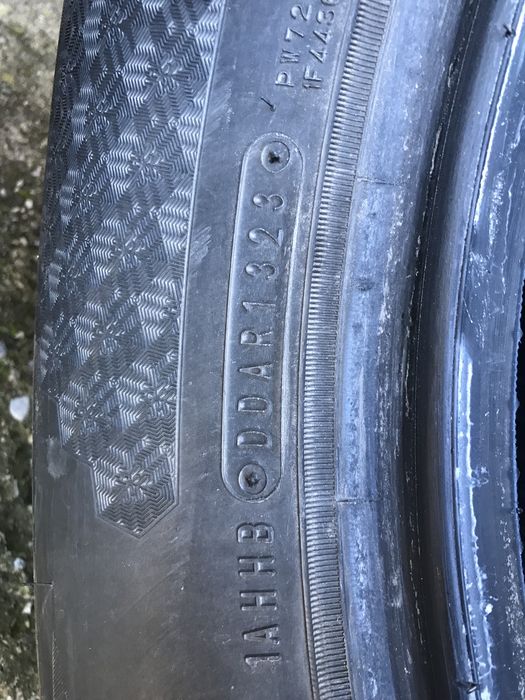 Зимни гуми 4бр.215/65R16