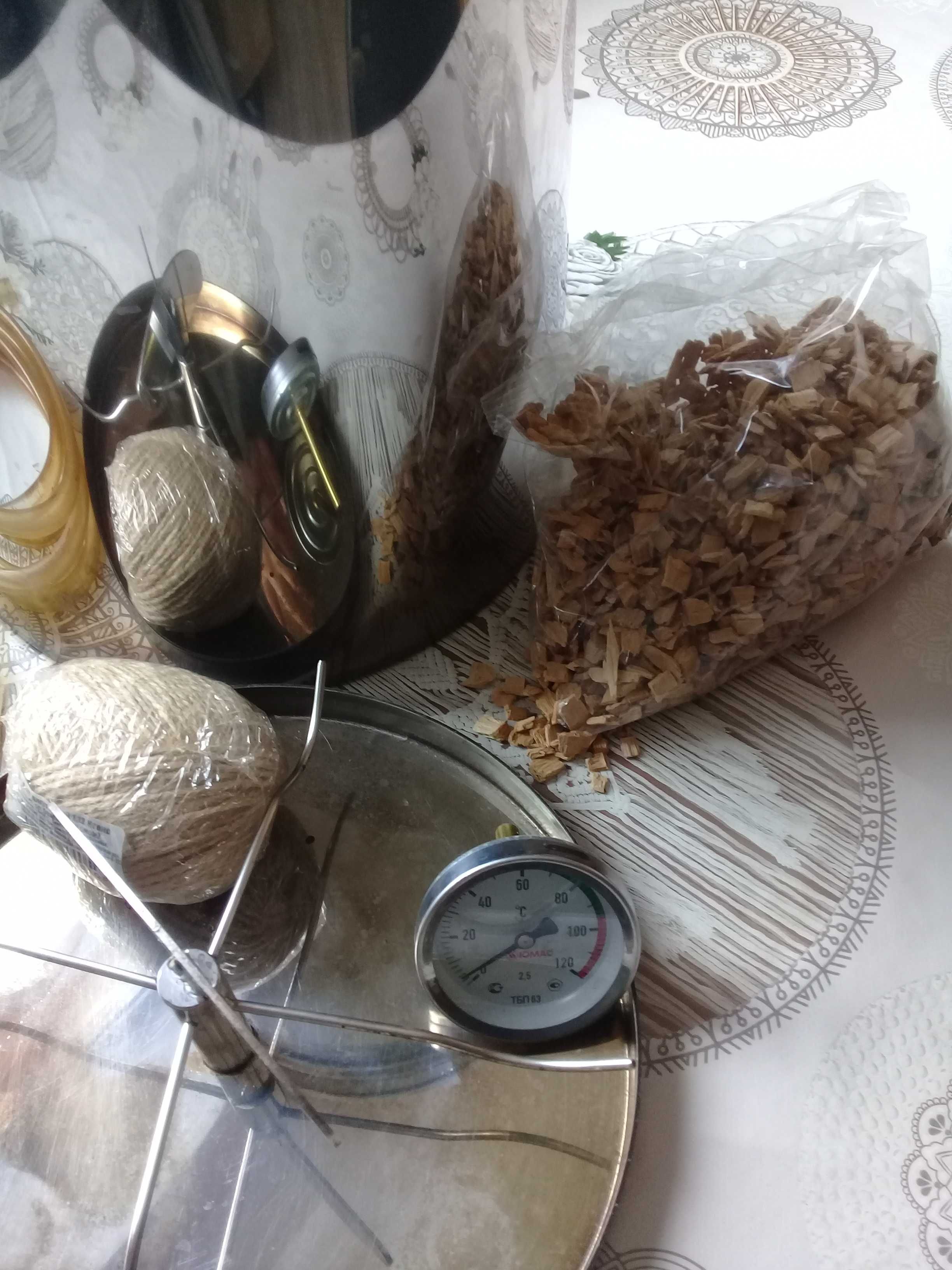 Продам коптильню горячего копчения