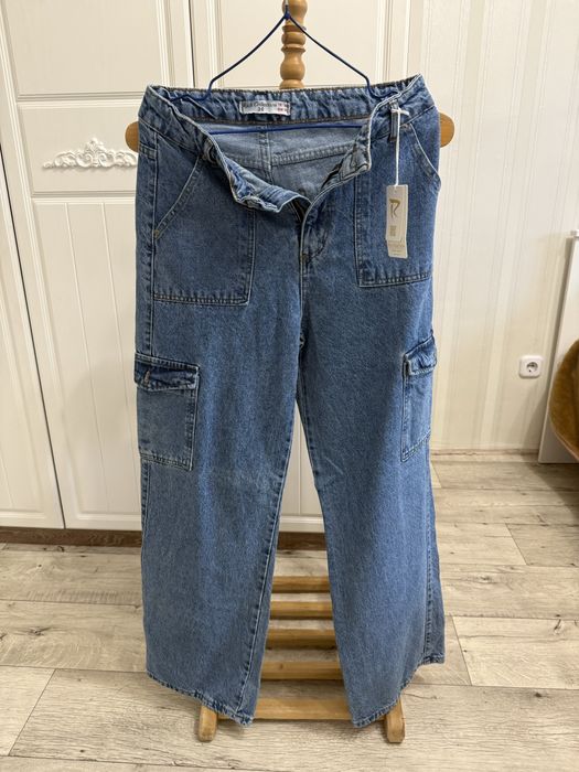 продам новые джинсы