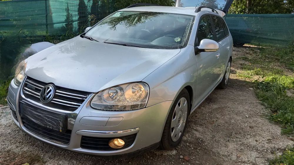 Volkswagen Golf Vând Golf V Variant 1,9 TDI, cutie manuala, tratat antirugina