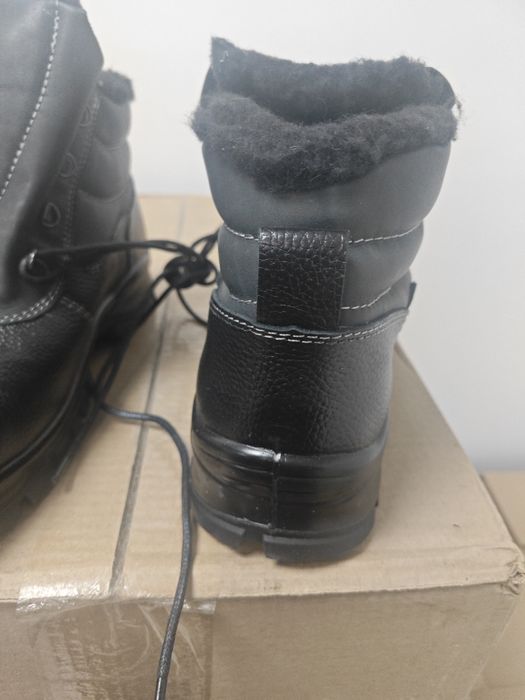 Ботинки рабочие зимние