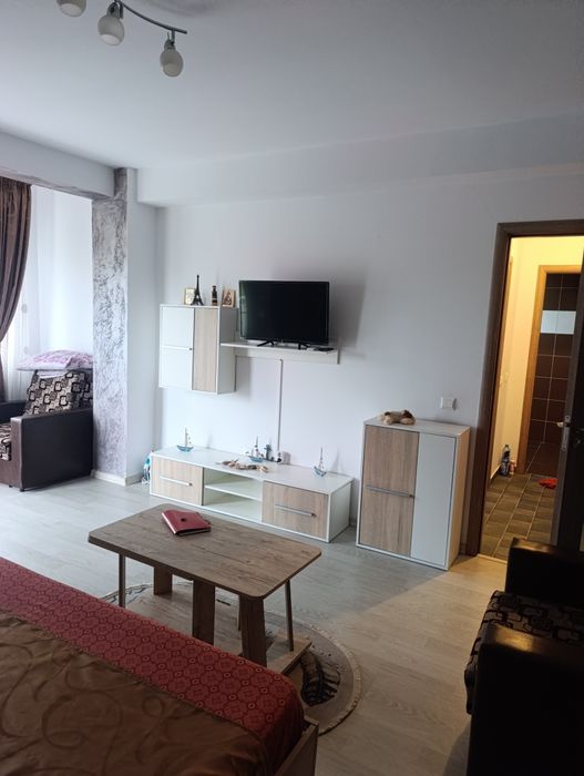 Închiriez garsonieră confort sporit