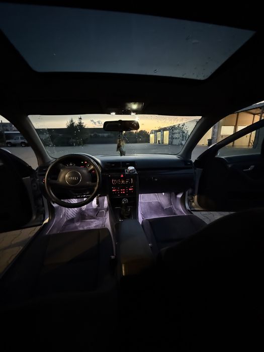 Vând audi a4 b6 2003!