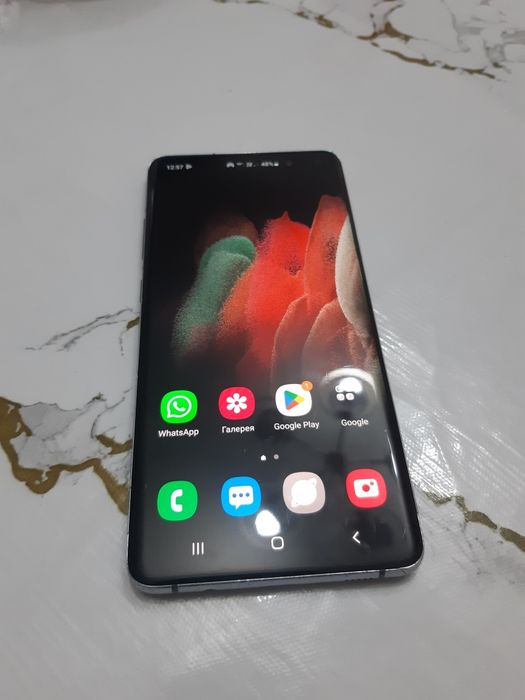 Продам Телефон Samsung S10 5G
