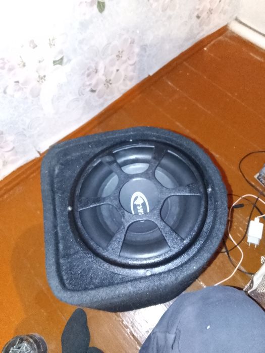 Сабвуфер бочка r.10