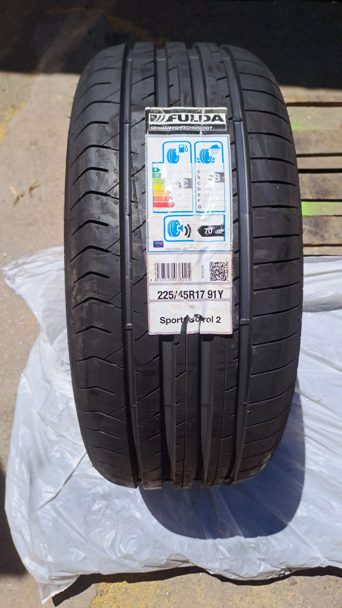 1бр. Нова 225/45/17 Fulda Sport Control 2