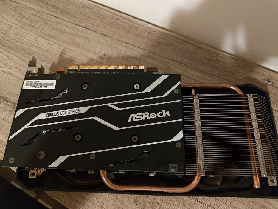 Placa video ASRock Radeon RX 6600 Challenger D 8GB GDDR6 1‎28-bit