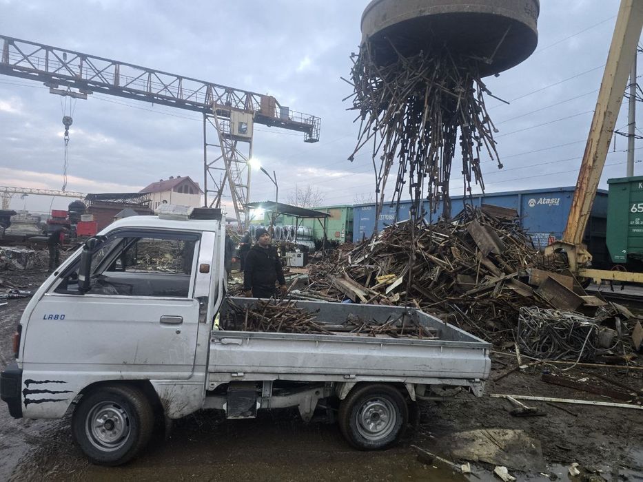 Mеталлом. Metalalom xar xil turdagi metal olamiz