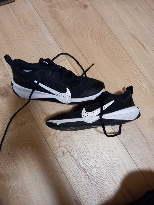 Маратонки  Nike 39 номер