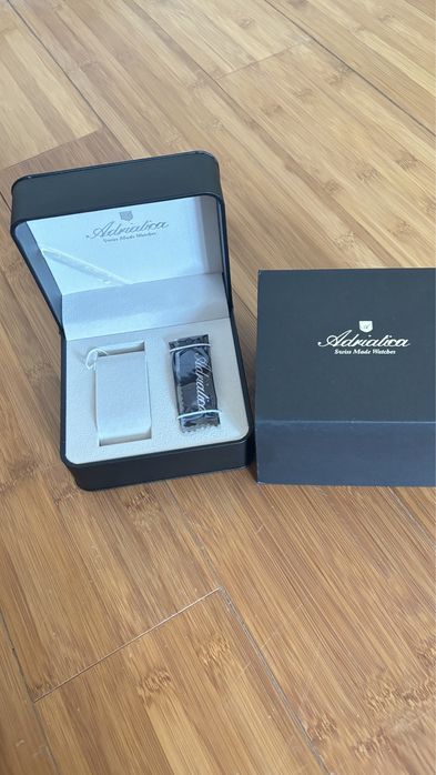 Футляр от часов новый. Оригинал