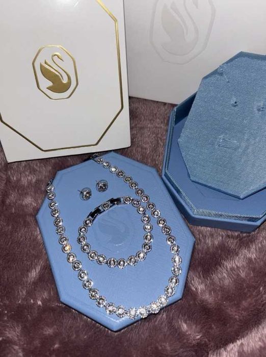 Set Swarovski Angelic Argintiu - Colier/Bratara/Cercei