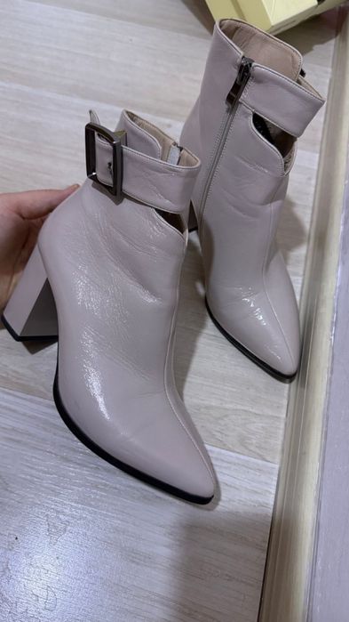продам ботильон,новый