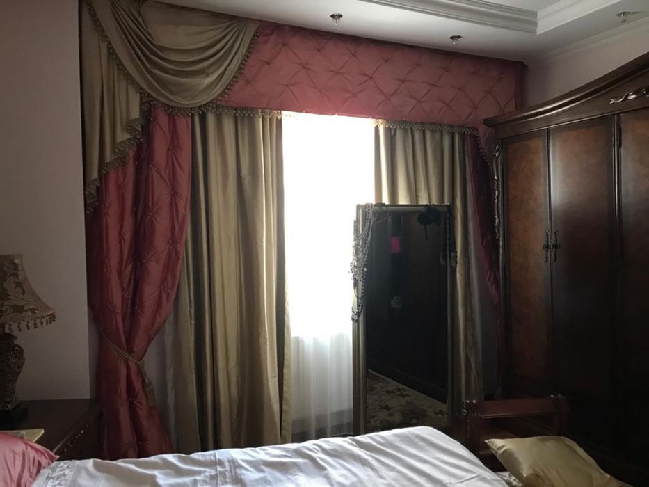 Шторы и тюль сшиты из чистого шелка после чистки