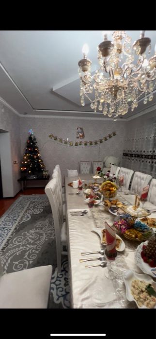 Стол стулья новый почти