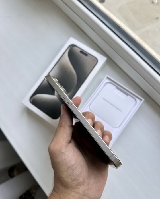 15 Pro Max 256GB 87% Natural Titanium