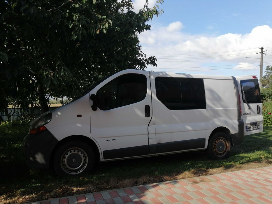 Vand renault trafic autoturism M1 an 2003