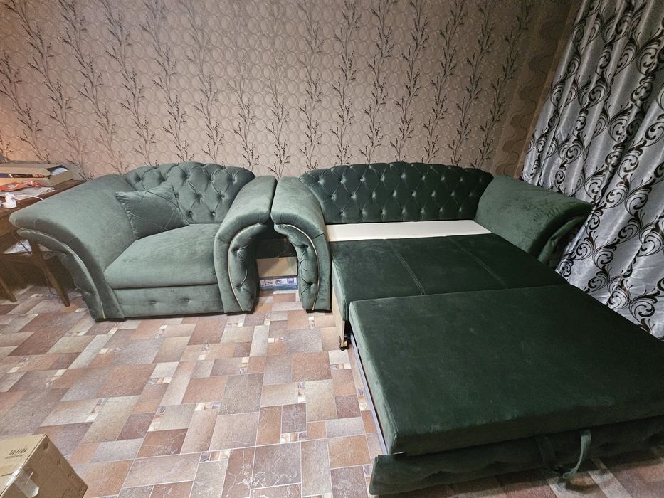 Комплект диван и кресло