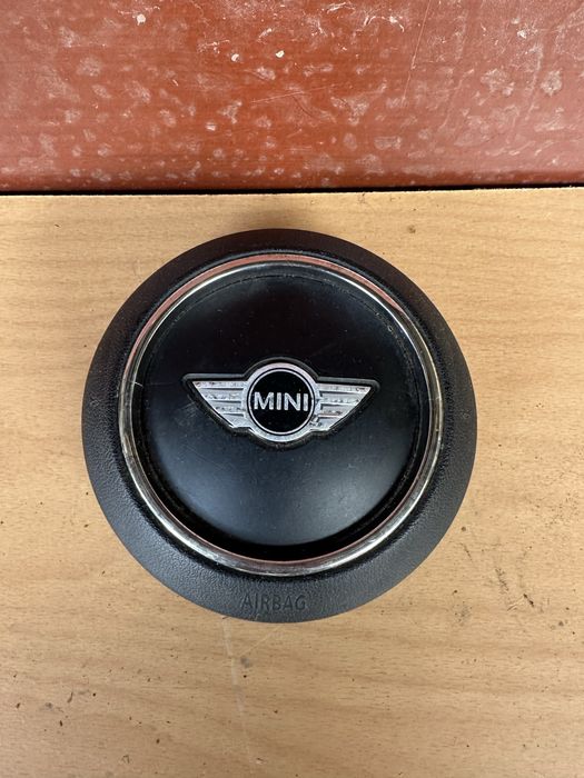 Предница за Мини Купър Клубмен Mini Clubman 2017 F 54