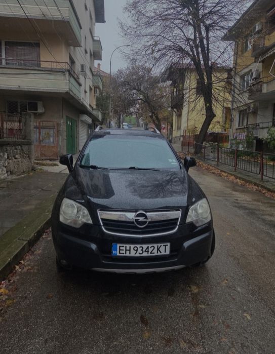 Опел Антара джип