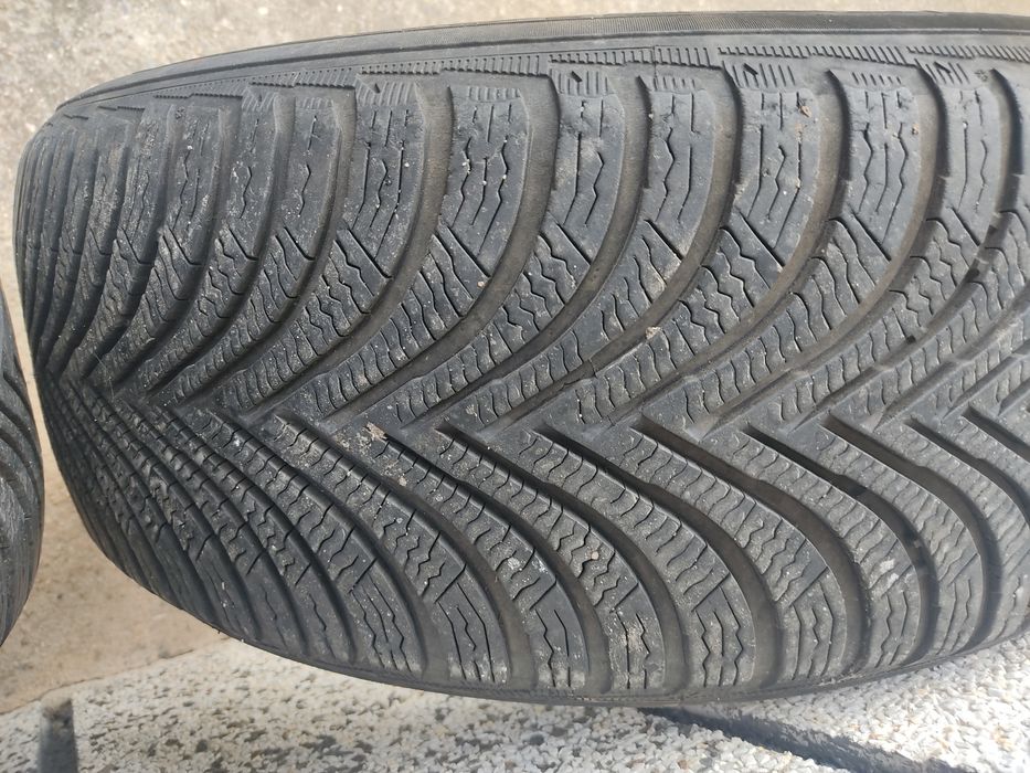 Зимни Гуми  - 225 55 R16 - Michelin Alpin 5