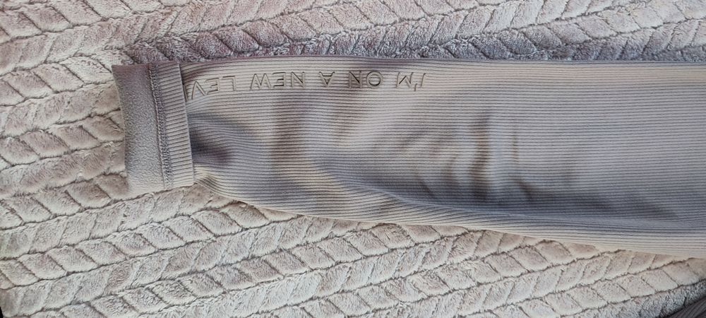 Дрехи за момиче 10г.