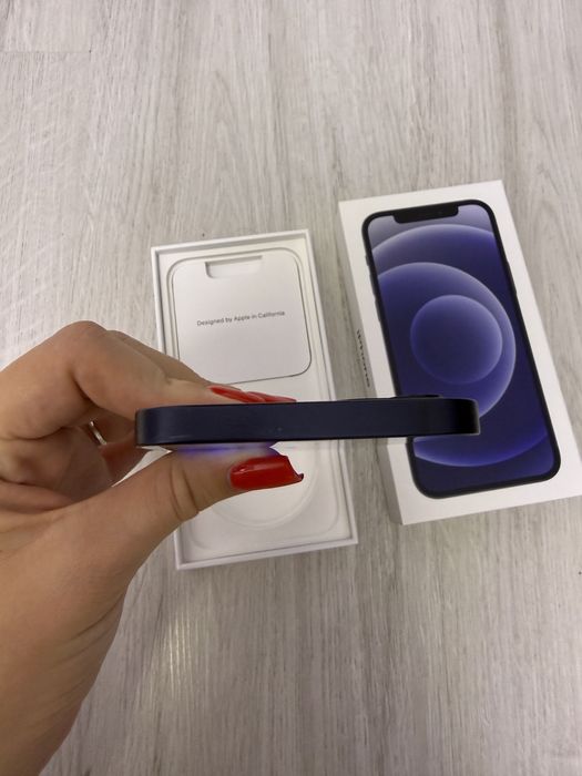 Iphone 12 in stare foarte buna