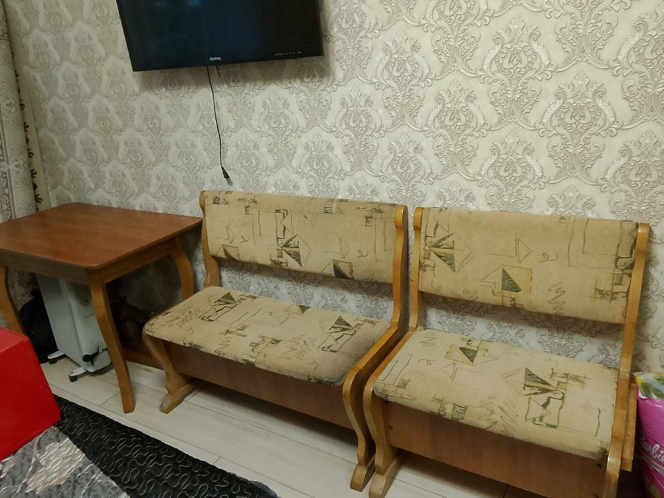 Продам обеденную зону. В хорошем состоянии