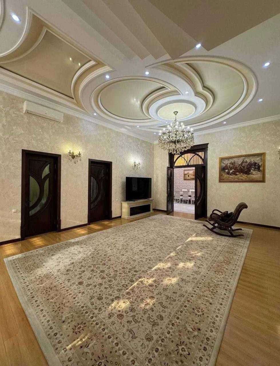 Продается роскошный дом. гостиница «Россия» (Grand Mir Hotel)