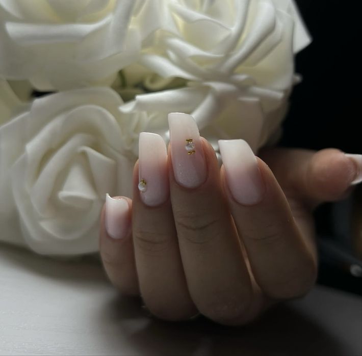 Unghii mani/pedi