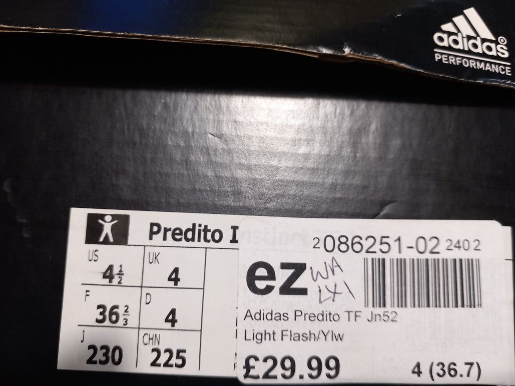 Детски футболни обувки стоножки Adidas Predito - размер 36 2/3