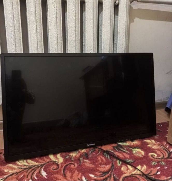 Телевизор Panasonic 82cm