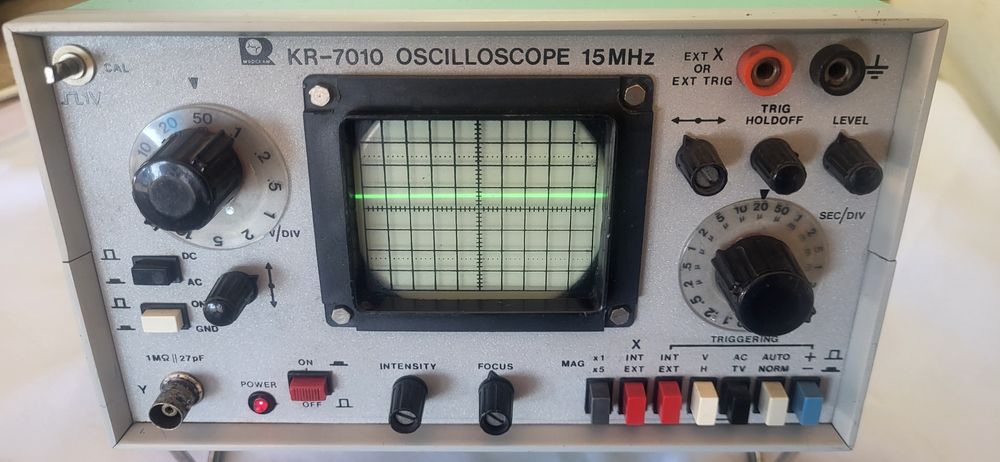 Осцилоскопи 3 броя!