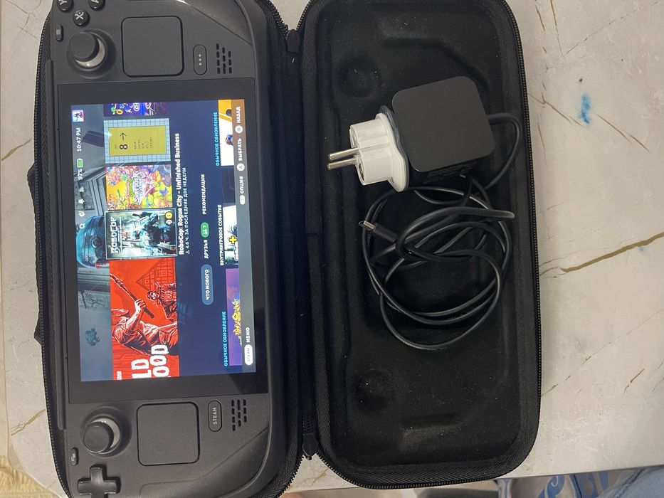 Steam deck стимдек 256 гб с защитным чехлом и родном кейсе в комплекте