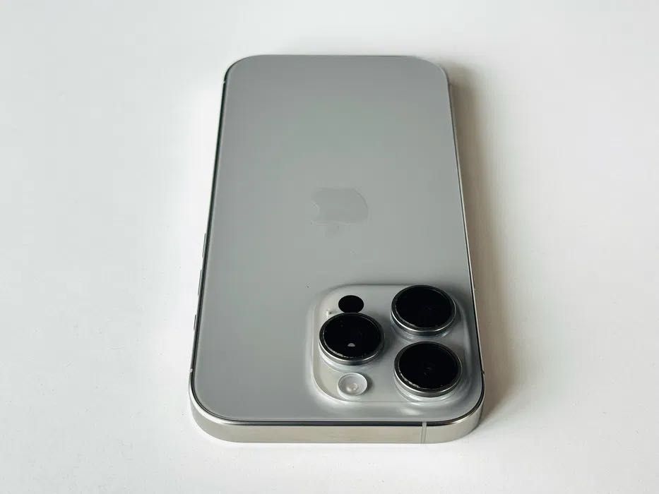 Iphone 16 Pro 256GB Natural Titanium Гаранция 6 месеца