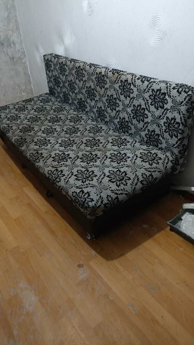 Продам диван б/у