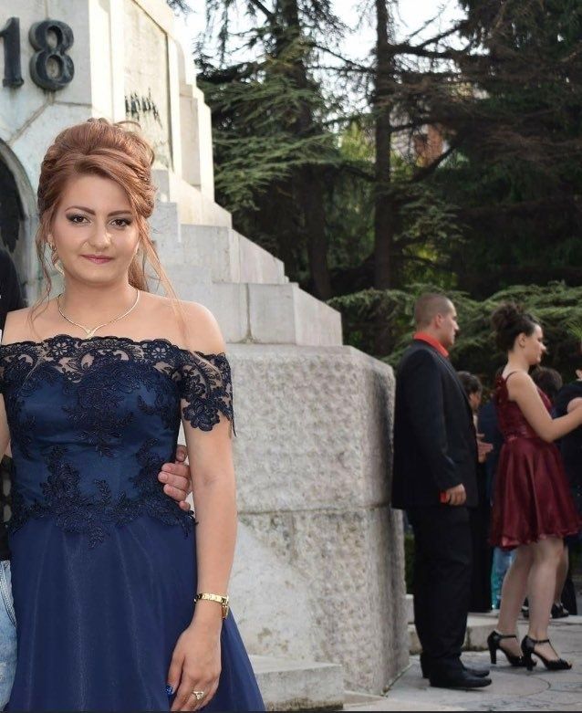 Бална рокля 200 лева